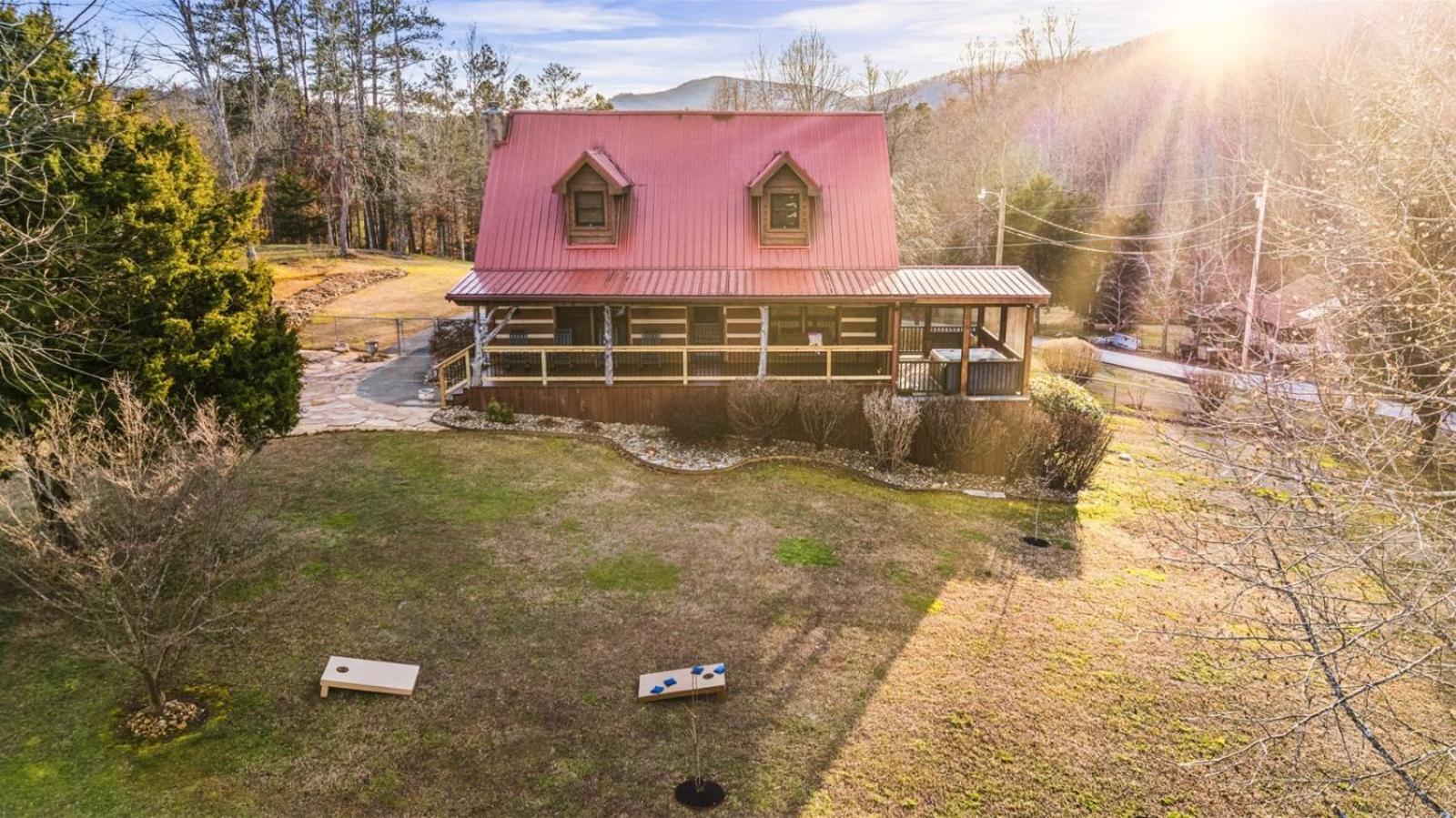Hidden Star Hideaway-Blackberry Farm-Smoky Mtn Nat Park-Hot Tub- Fire Pit- Fenced Yard- Pet Friendly Walland Exterior foto